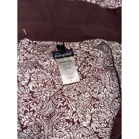 Vintage 2000's Patagonia Womens Maroon Windbreaker Jacket size Small - Picture 5 of 6